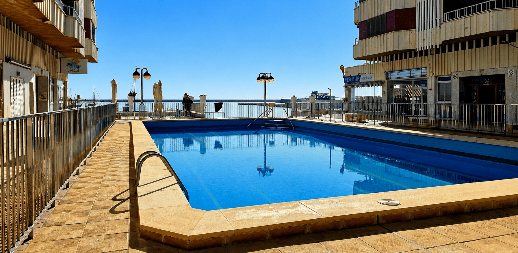 NOWOCZESNY APARTAMENT 100 M DO PLAŻY W TORREVIEJA