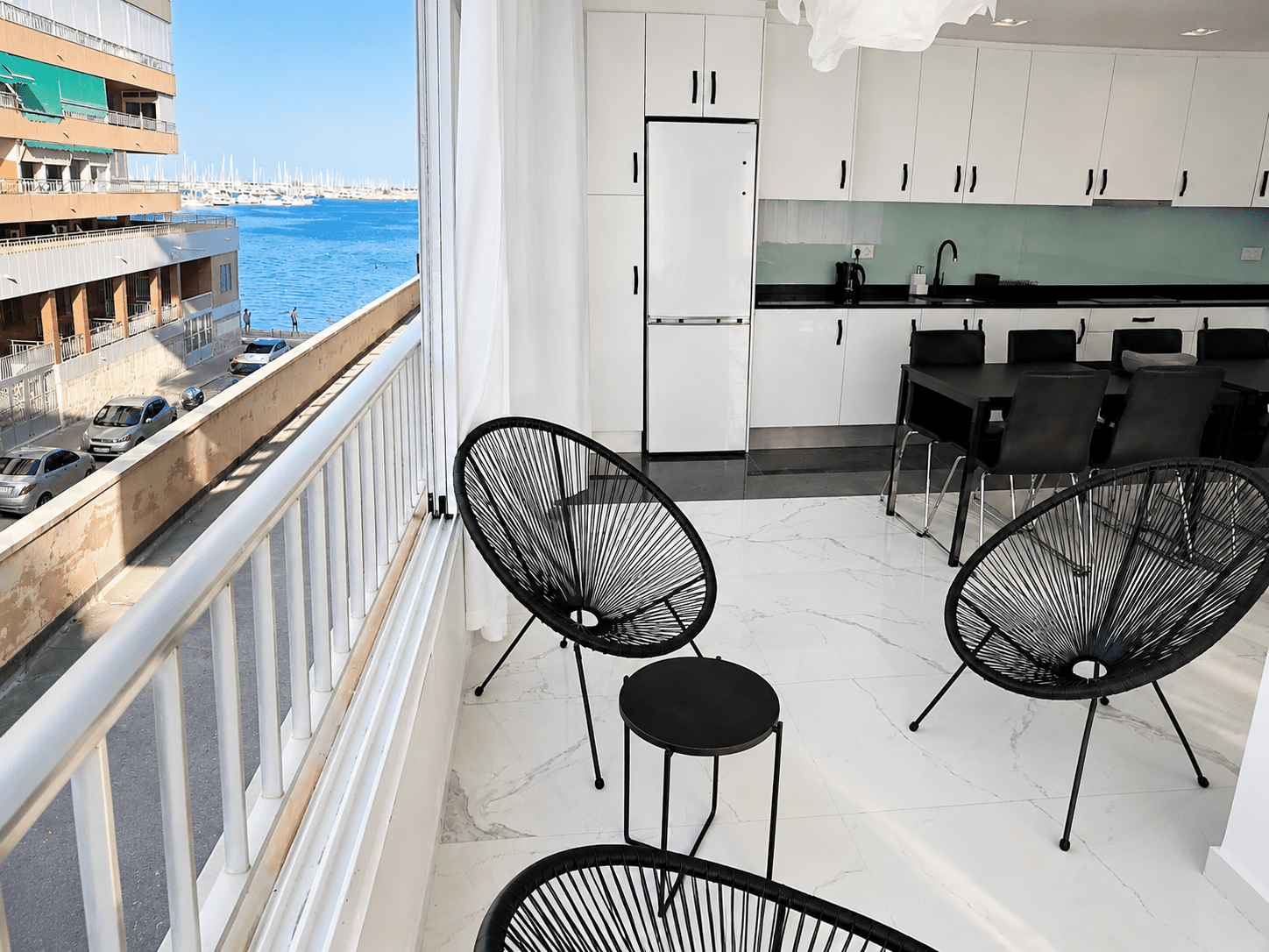 NOWOCZESNY APARTAMENT 100 M DO PLAŻY W TORREVIEJA