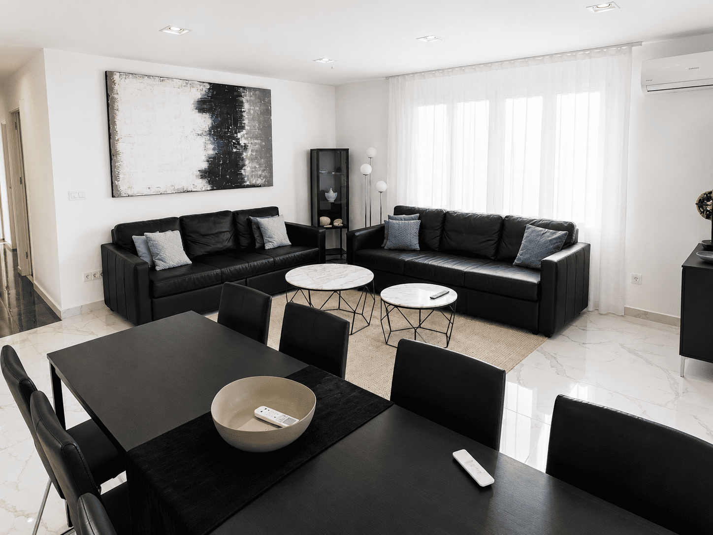 NOWOCZESNY APARTAMENT 100 M DO PLAŻY W TORREVIEJA