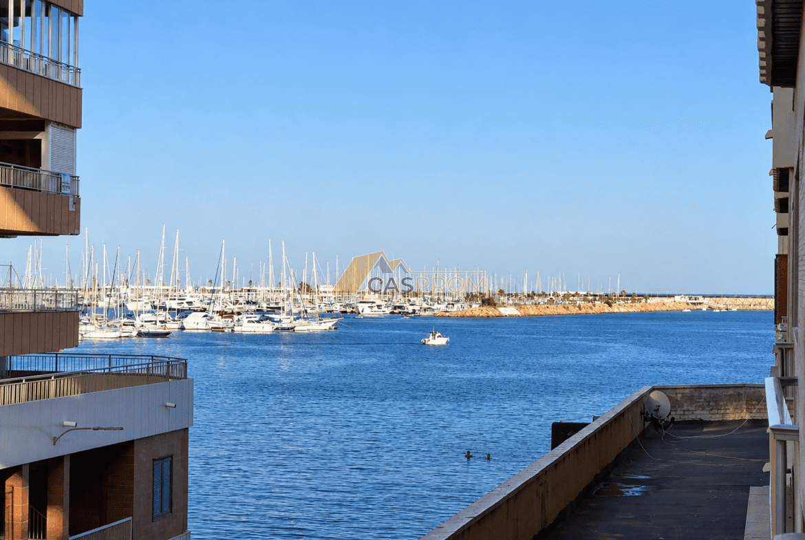 NOWOCZESNY APARTAMENT 100 M DO PLAŻY W TORREVIEJA