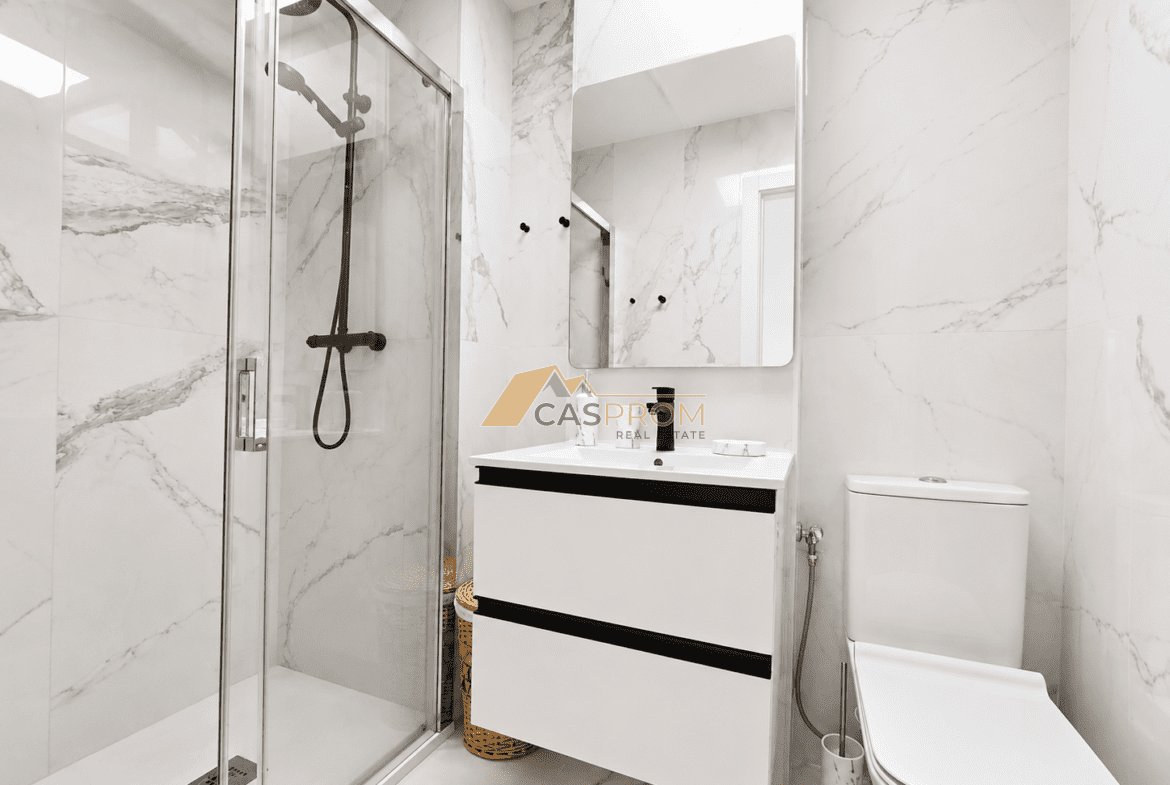 NOWOCZESNY APARTAMENT 100 M DO PLAŻY W TORREVIEJA