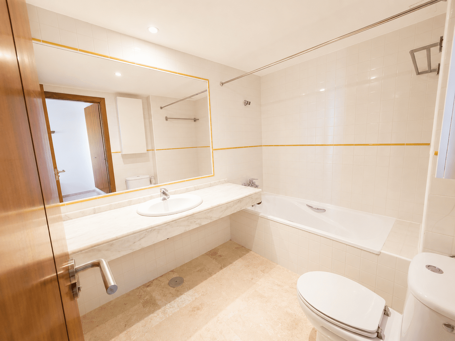 APARTAMENT BLISKO MORZA Z WIDOKIEM NA BASEN – TORREVIEJA PUNTA PRIMA