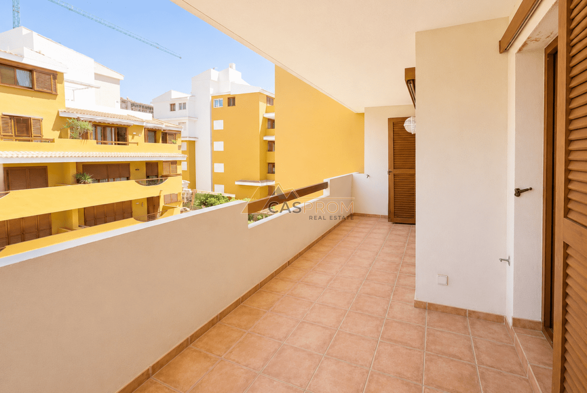 APARTAMENT BLISKO MORZA Z WIDOKIEM NA BASEN – TORREVIEJA PUNTA PRIMA