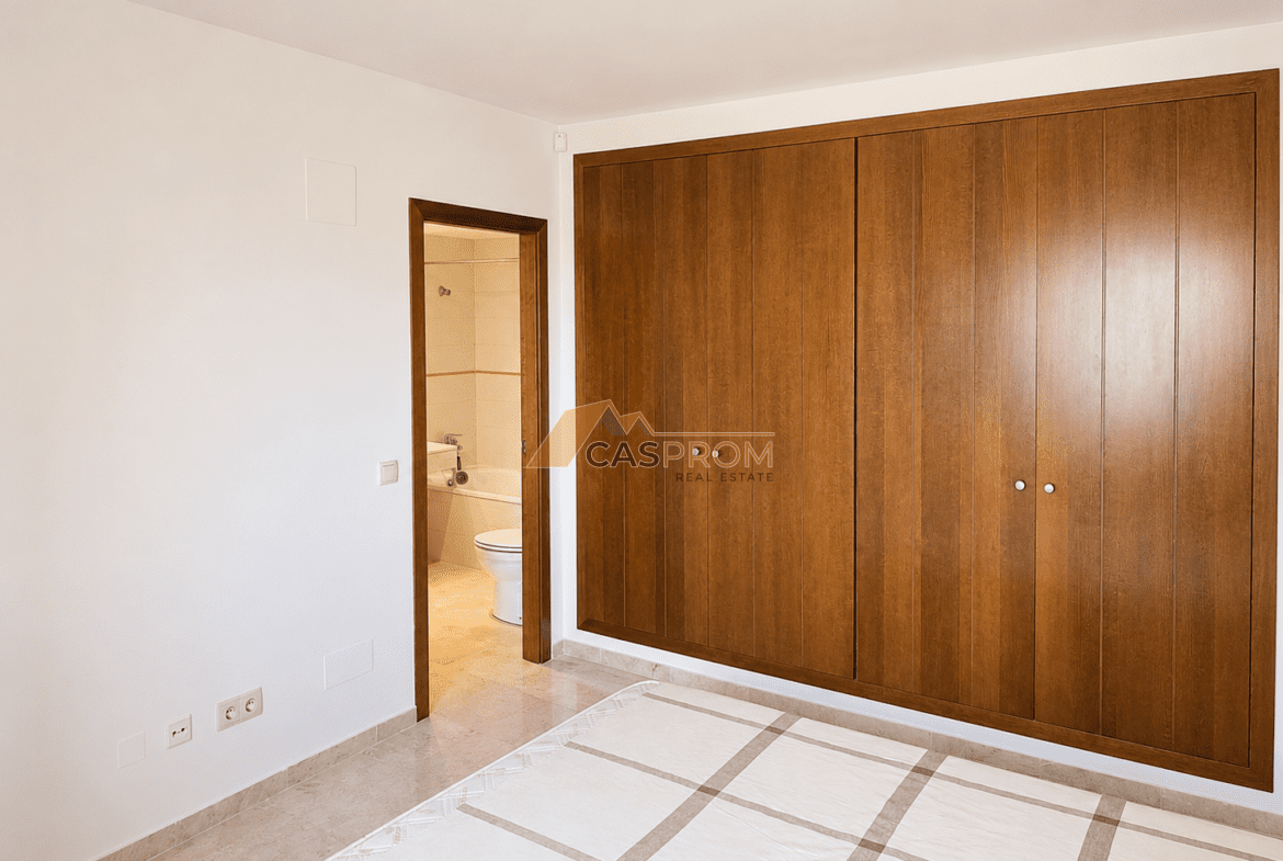 APARTAMENT BLISKO MORZA Z WIDOKIEM NA BASEN – TORREVIEJA PUNTA PRIMA