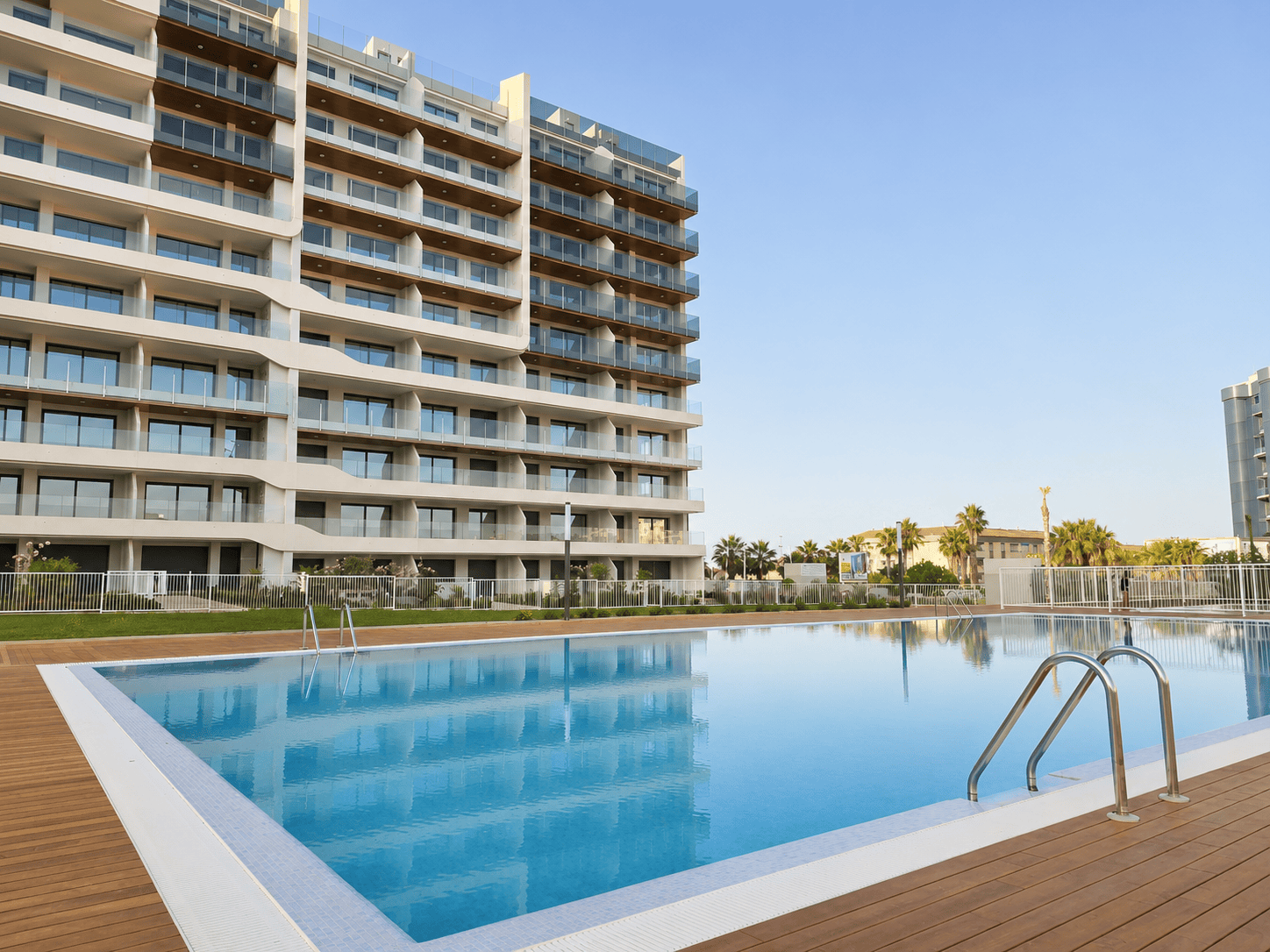 b1b989fd-820d-4a1a-bac1-64cc21e145ff NOWOCZESNY APARTAMENT Z TARASEM W LUKSUSOWEJ INWESTYCJI W PUNTA PRIMA