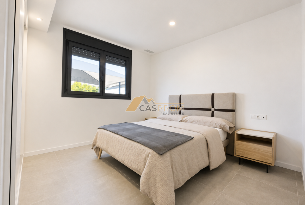 APARTAMENT NA PARTERZE Z DUŻYM TARASEM W NOWOCZESNEJ INWESTYCJI SEAGARDENS W CAMPOAMOR