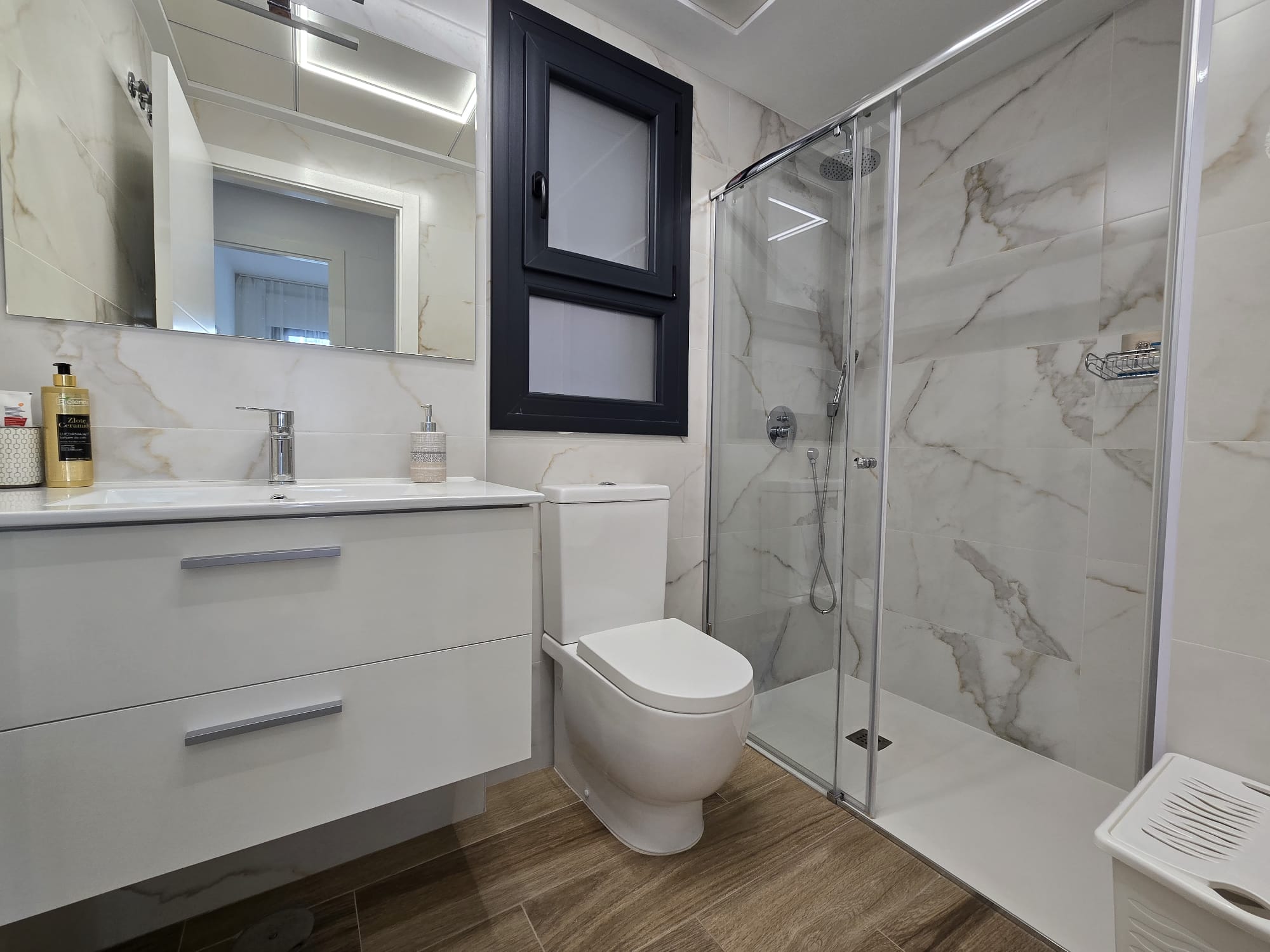 521020946_1220354893438749_7479137979652828497_n