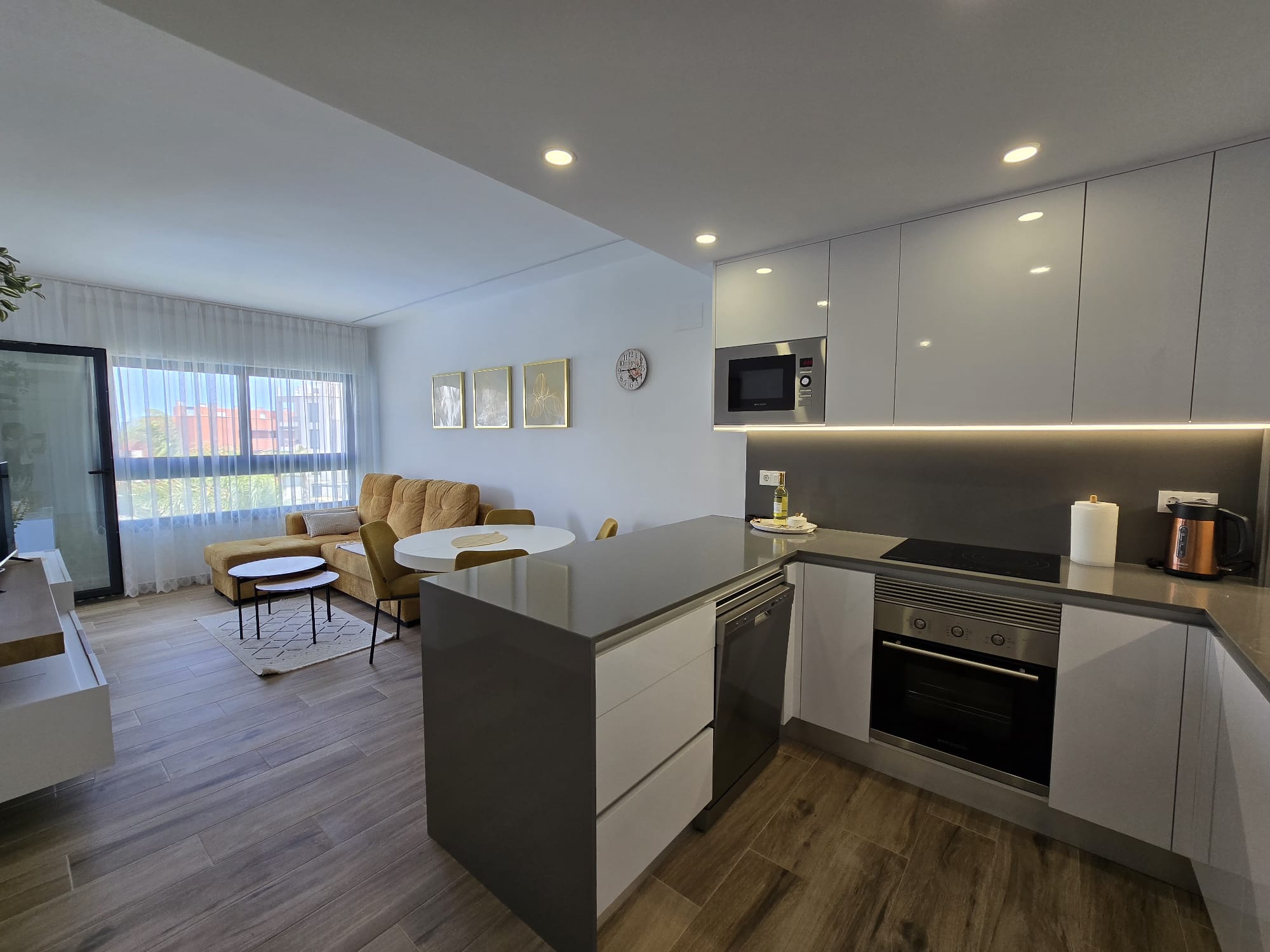 521229214_1220354880105417_5445173470541676899_n