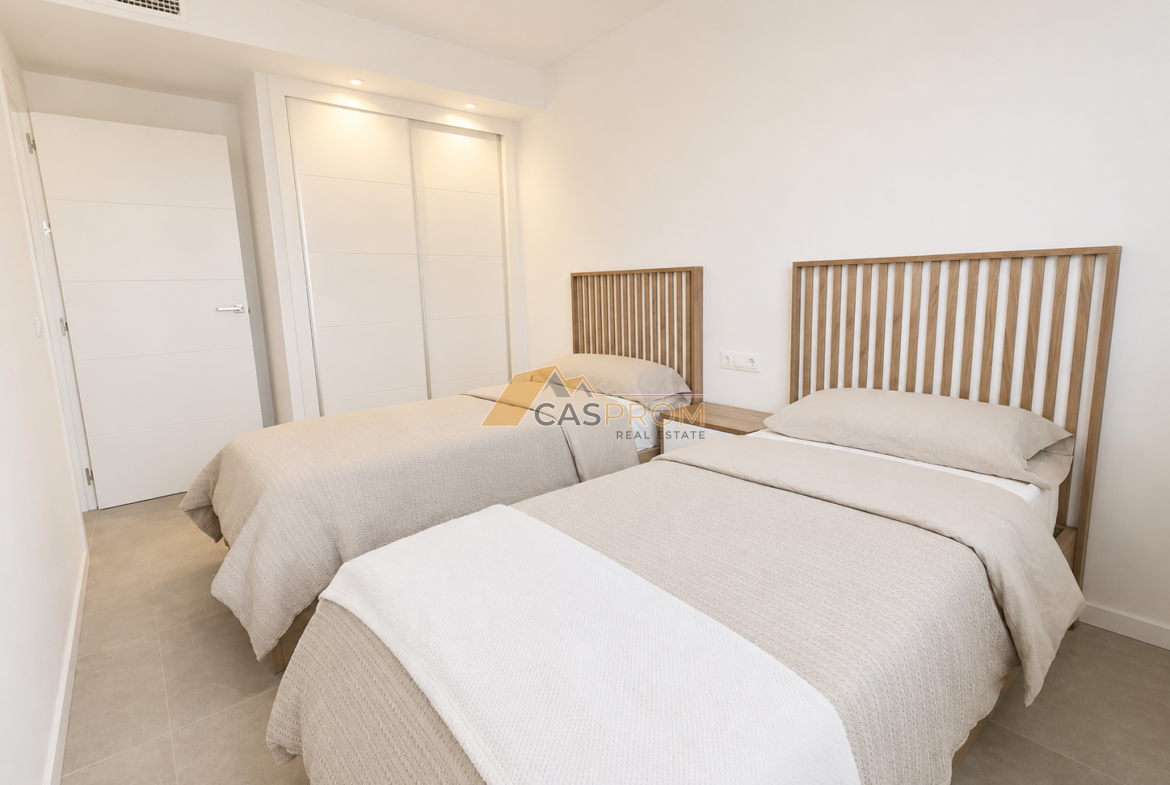 APARTAMENT NA PARTERZE Z DUŻYM TARASEM W NOWOCZESNEJ INWESTYCJI SEAGARDENS W CAMPOAMOR
