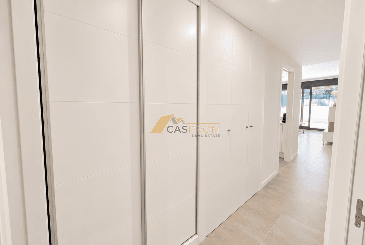 APARTAMENT NA PARTERZE Z DUŻYM TARASEM W NOWOCZESNEJ INWESTYCJI SEAGARDENS W CAMPOAMOR