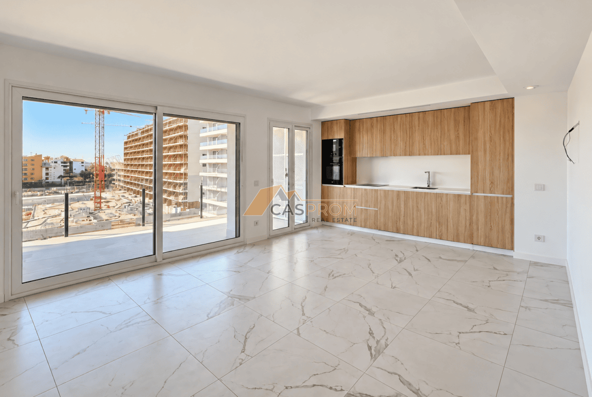 APARTAMENT NA 5 PIĘTRZE Z BOGATĄ INFRASTRUKTURĄ REKREACYJNĄ, POŁOŻONY ZALEDWIE 250 M OD PLAŻY W PUNTA PRIMA
