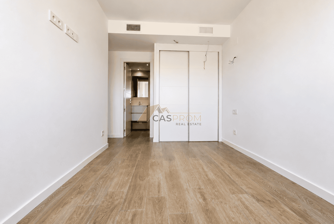 STYLOWY APARTAMENT Z PRZESTRONNYM TARASEM W LUKSUSOWEJ INWESTYCJI W PUNTA PRIMA