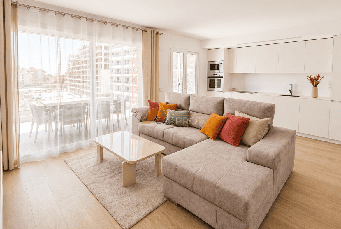 STYLOWY APARTAMENT Z PRZESTRONNYM TARASEM W LUKSUSOWEJ INWESTYCJI W PUNTA PRIMA