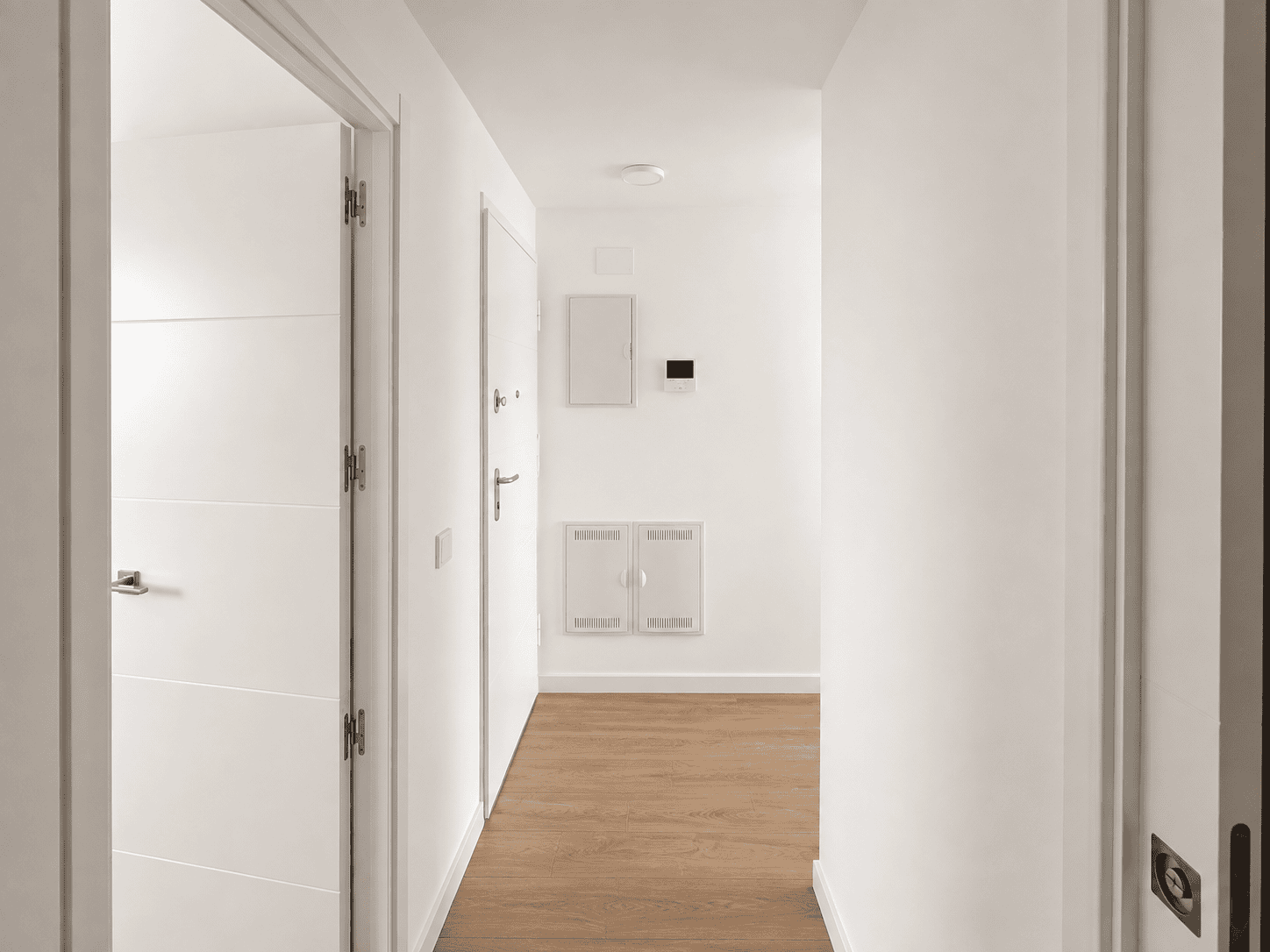STYLOWY APARTAMENT Z PRZESTRONNYM TARASEM W LUKSUSOWEJ INWESTYCJI W PUNTA PRIMA