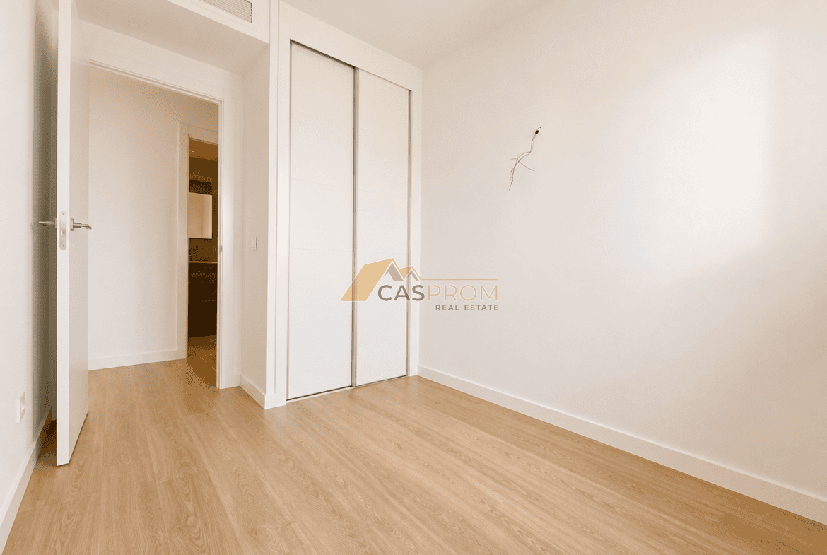 STYLOWY APARTAMENT Z PRZESTRONNYM TARASEM W LUKSUSOWEJ INWESTYCJI W PUNTA PRIMA