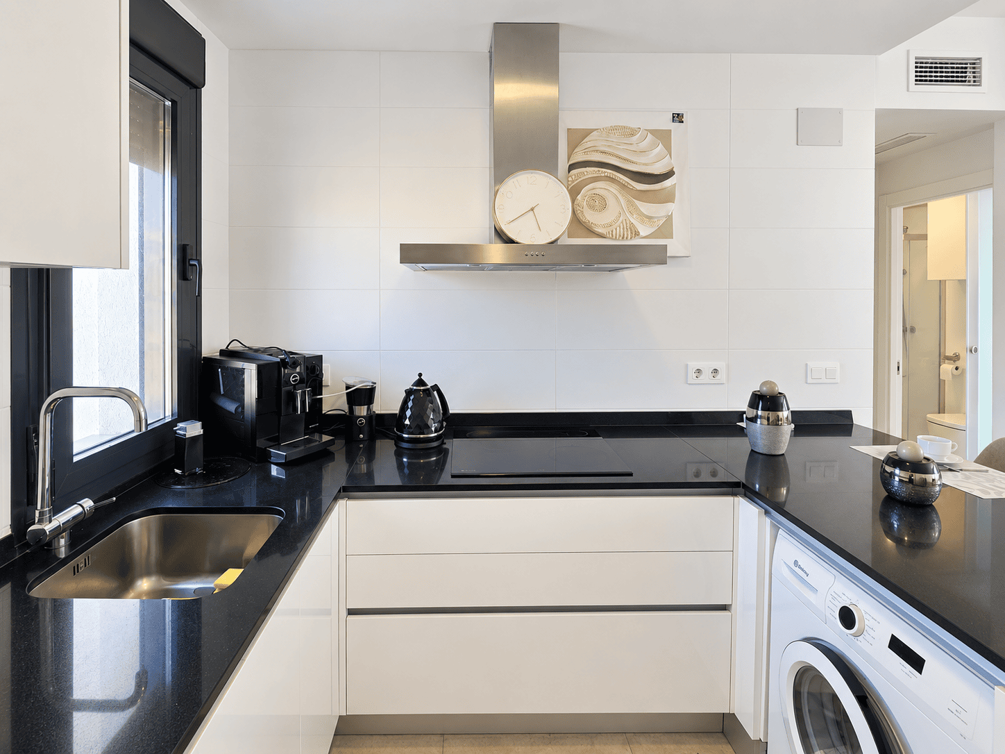 EKSKLUZYWNY GÓRNY BUNGALOW Z PRYWATNYM SOLARIUM W ORIHUELA COSTA