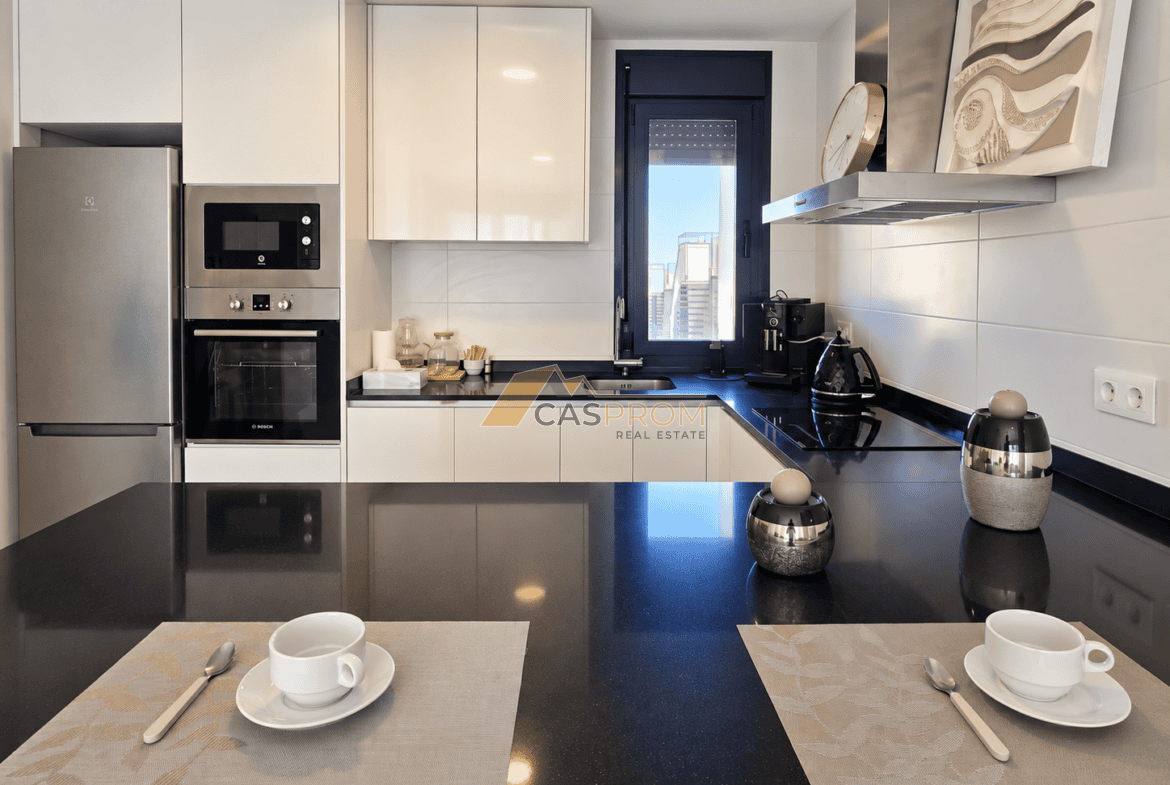 EKSKLUZYWNY GÓRNY BUNGALOW Z PRYWATNYM SOLARIUM W ORIHUELA COSTA