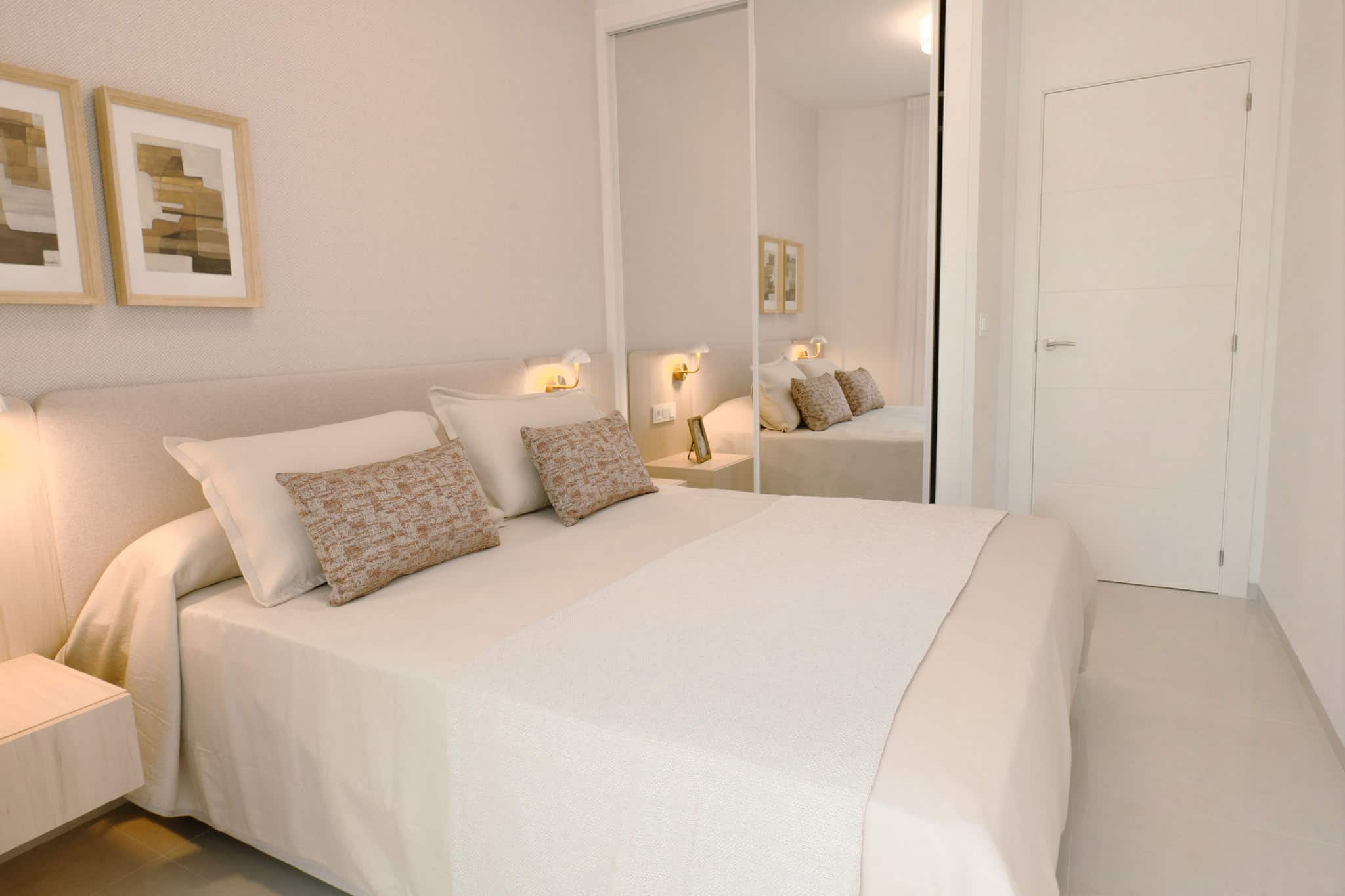 NOWOCZESNY APARTAMENT NA PARTERZE Z PRYWATNYM OGRODEM W CIUDAD QUESADA