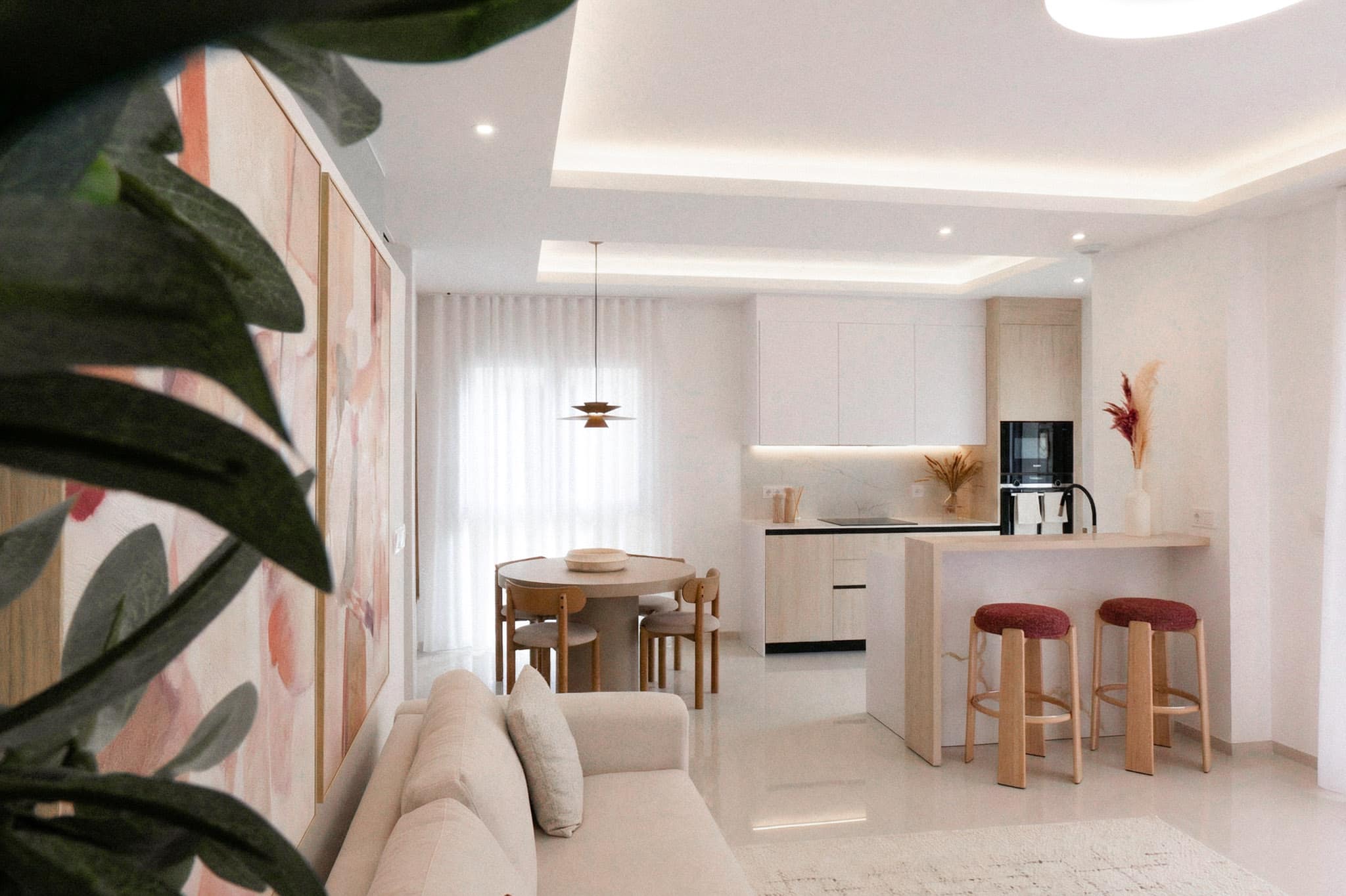 NOWOCZESNY APARTAMENT NA PARTERZE Z PRYWATNYM OGRODEM W CIUDAD QUESADA