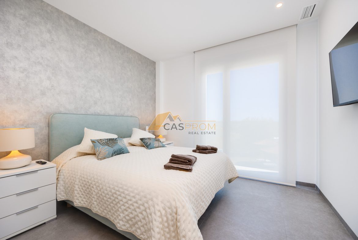 NOWOCZESNY APARTAMENT W LAS COLINAS-SAN MIGUEL