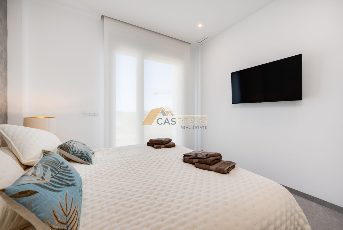 NOWOCZESNY APARTAMENT W LAS COLINAS-SAN MIGUEL