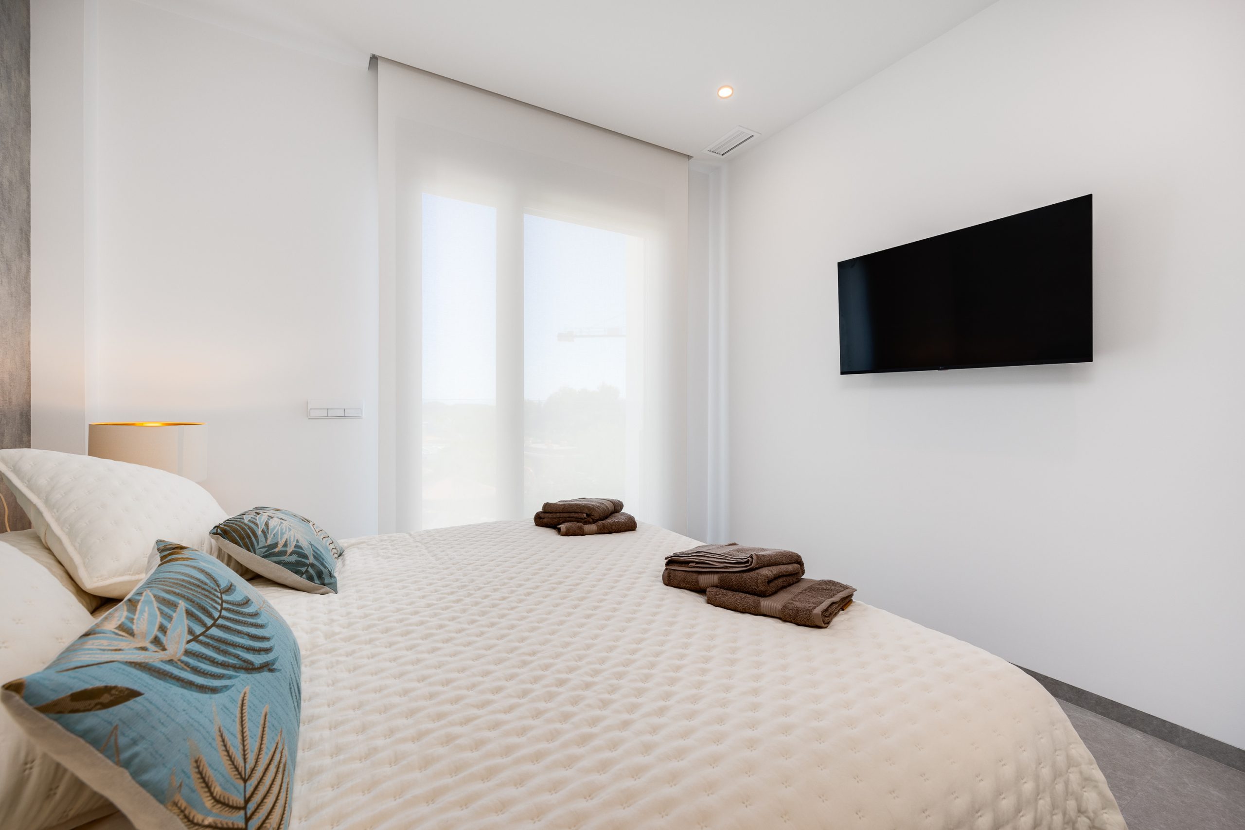 NOWOCZESNY APARTAMENT W LAS COLINAS-SAN MIGUEL
