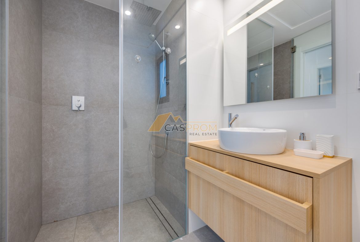 NOWOCZESNY APARTAMENT W LAS COLINAS-SAN MIGUEL