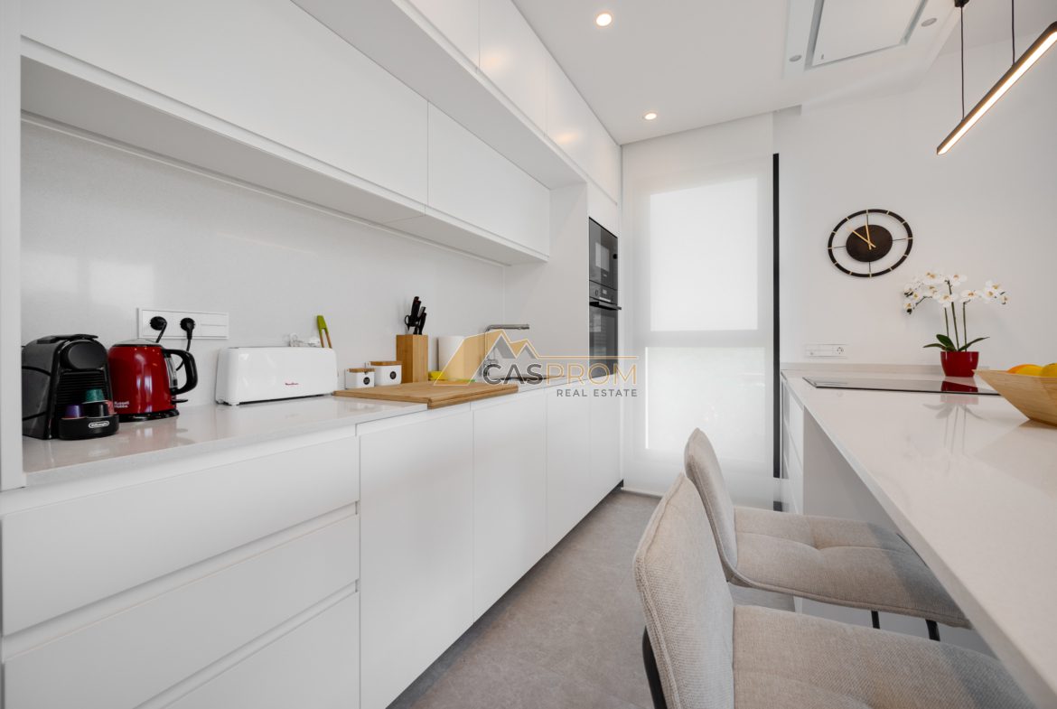 NOWOCZESNY APARTAMENT W LAS COLINAS-SAN MIGUEL