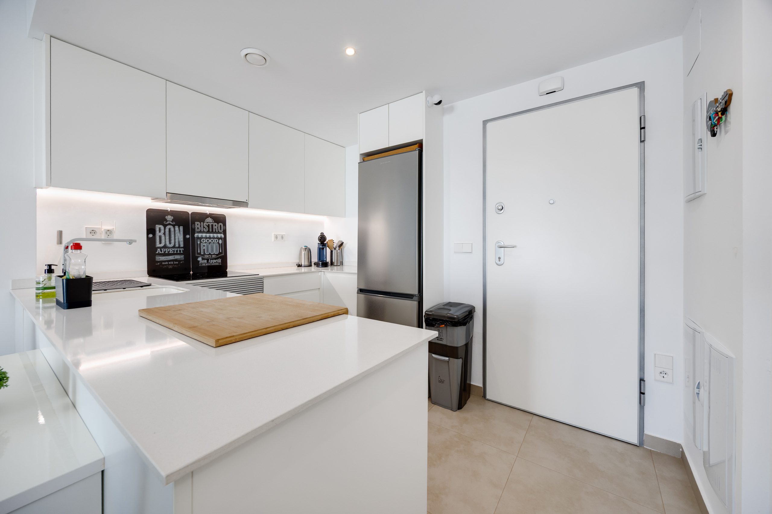 NOWOCZESNY PENTHOUSE Z PRYWATNYM SOLARIUM W PILAR DE LA HORADADA