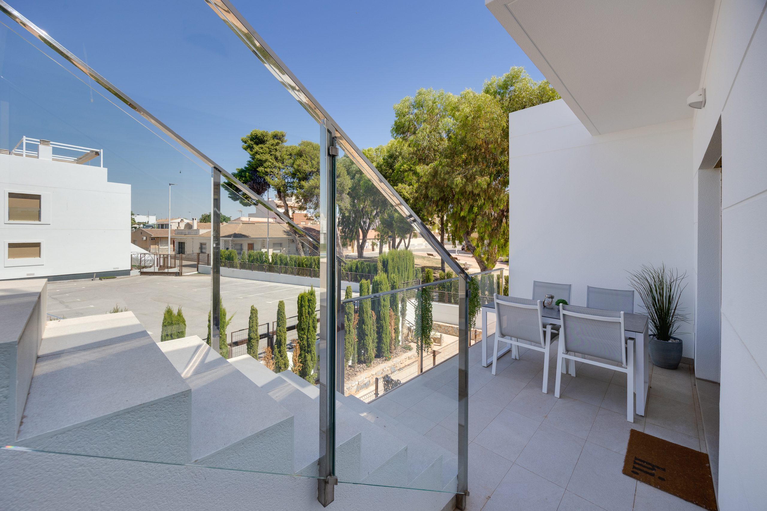 NOWOCZESNY PENTHOUSE Z PRYWATNYM SOLARIUM W PILAR DE LA HORADADA