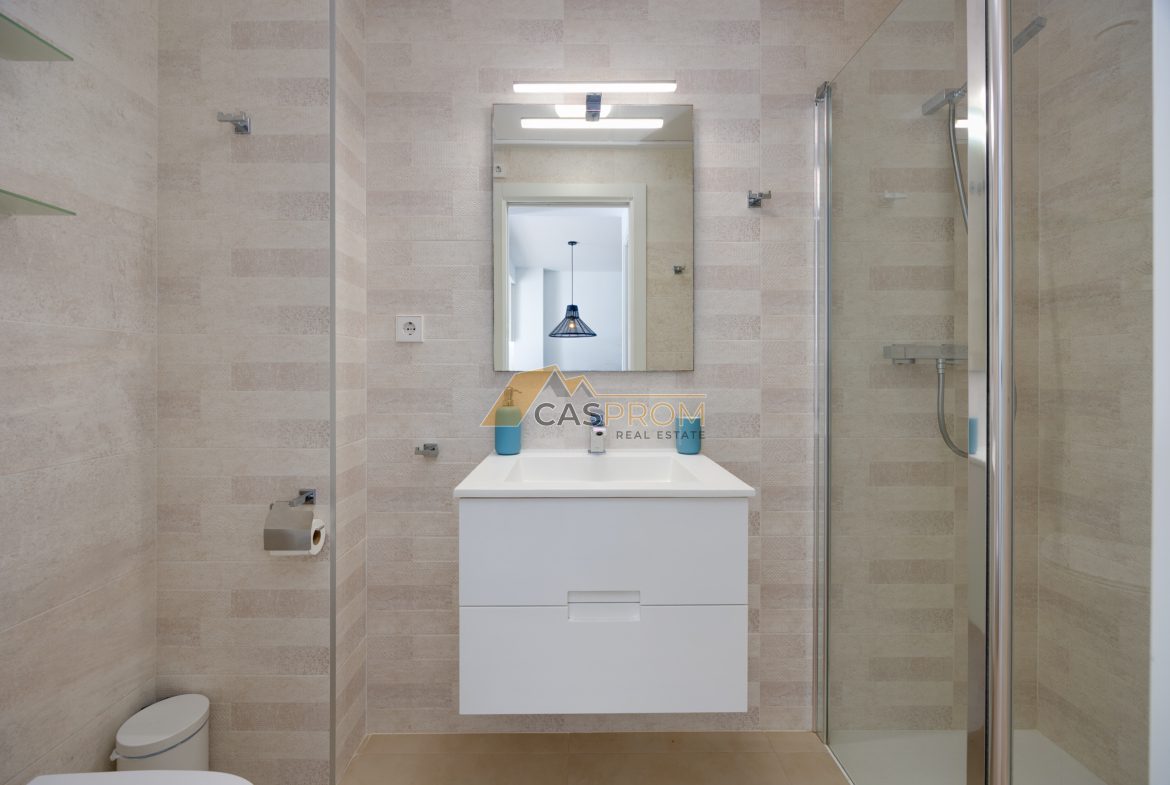 NOWOCZESNY PENTHOUSE Z PRYWATNYM SOLARIUM W PILAR DE LA HORADADA