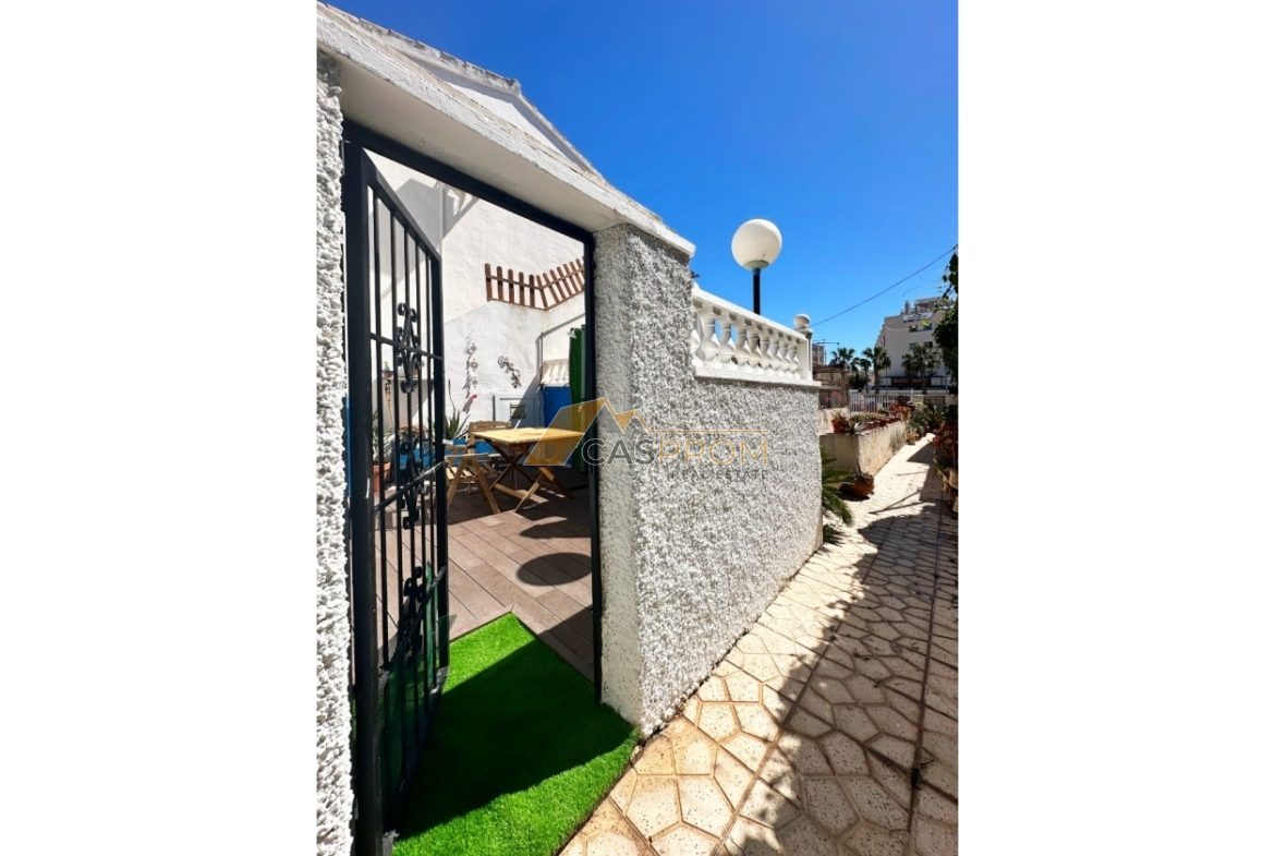 PRZYTULNY BUNGALOW Z PRYWATNYM OGRODEM I TARASEM W CABO ROIG – ORIHUELA COSTA