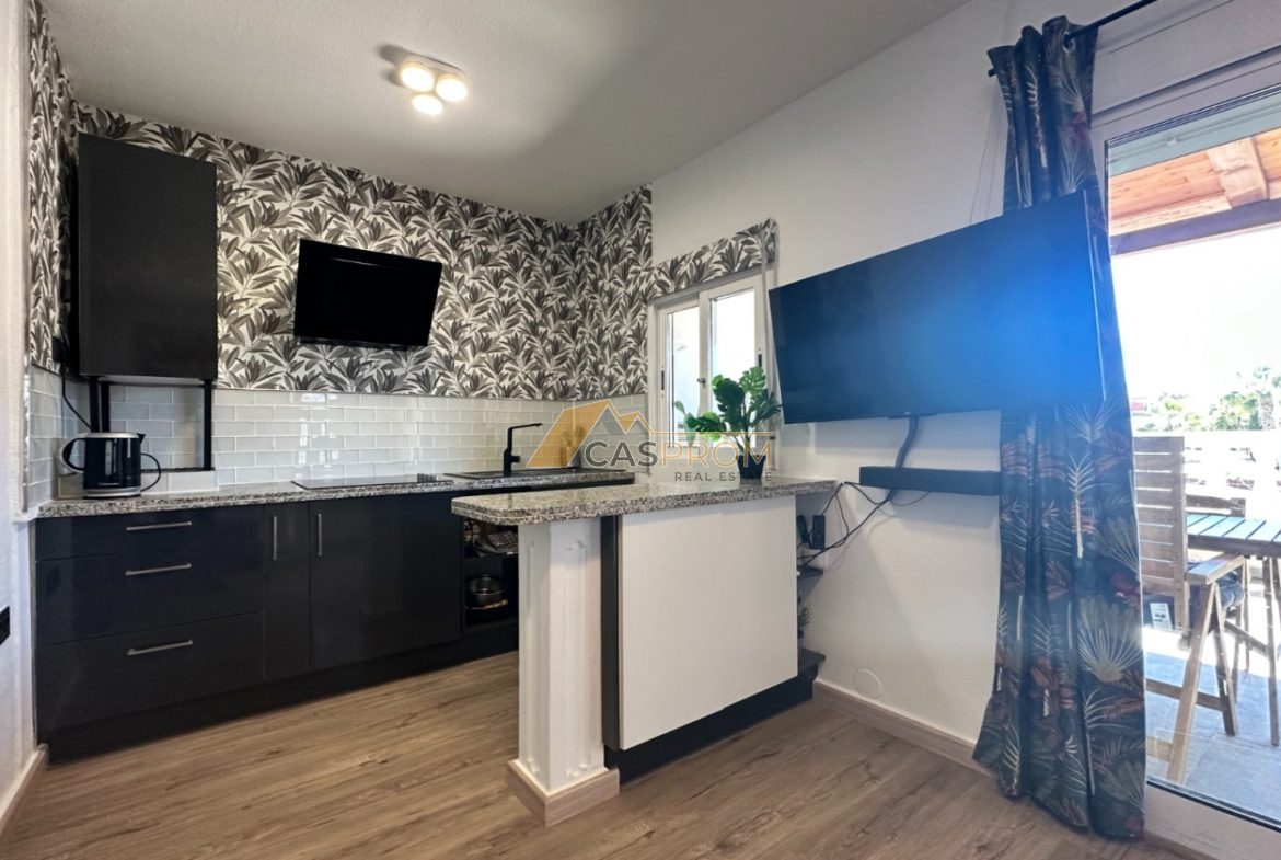 PRZYTULNY BUNGALOW Z PRYWATNYM OGRODEM I TARASEM W CABO ROIG – ORIHUELA COSTA