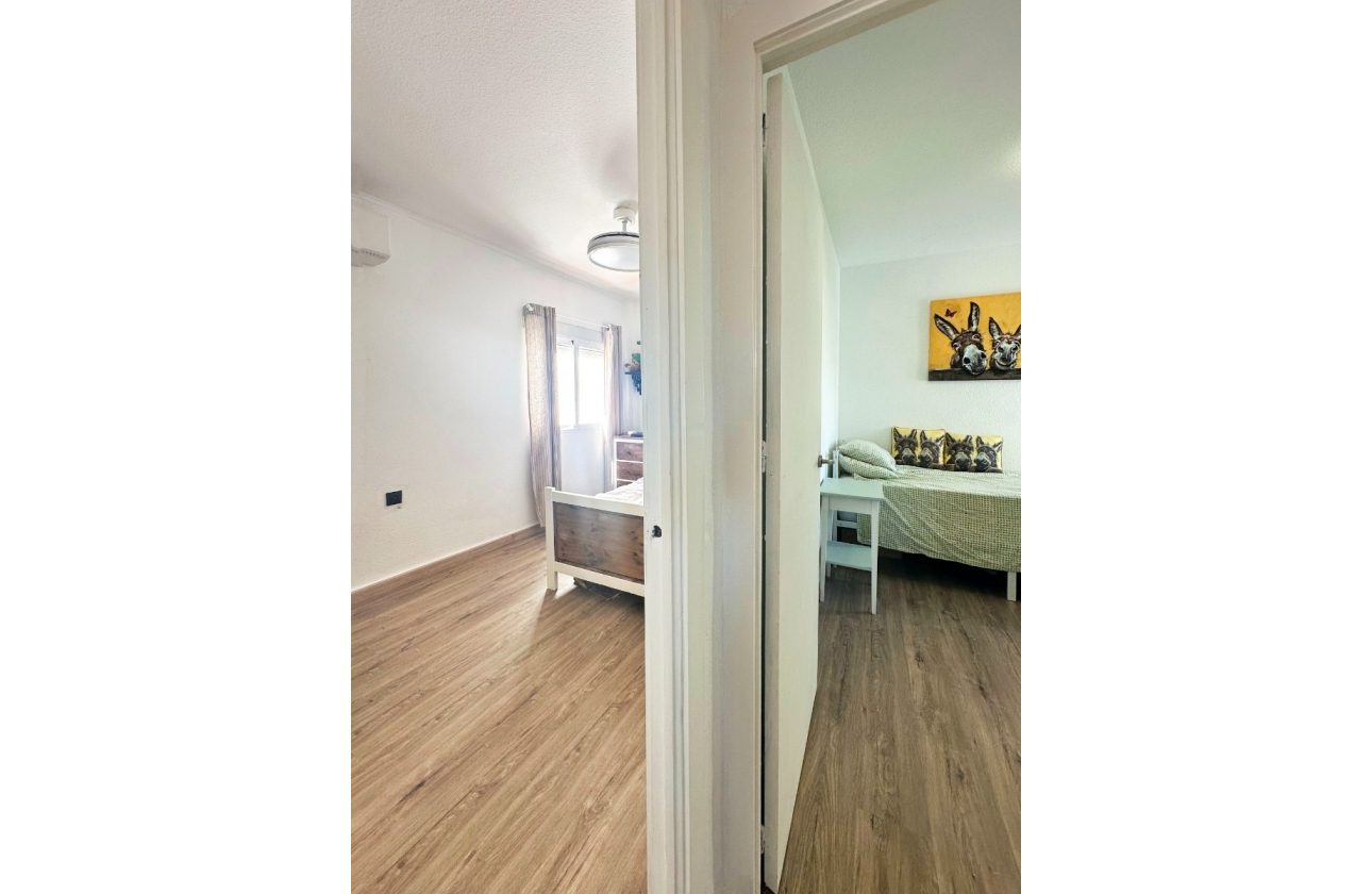 PRZYTULNY BUNGALOW Z PRYWATNYM OGRODEM I TARASEM W CABO ROIG – ORIHUELA COSTA