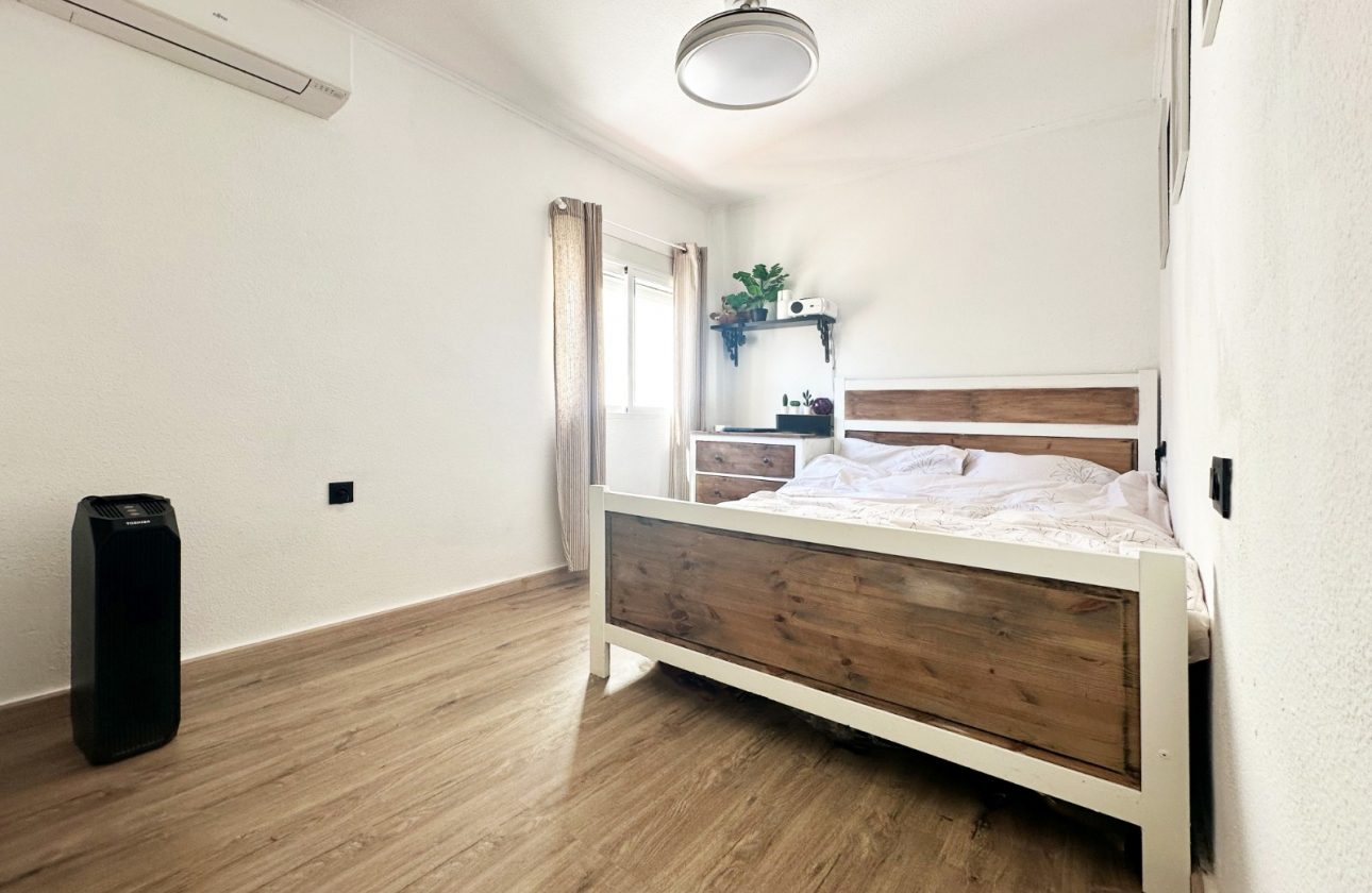 PRZYTULNY BUNGALOW Z PRYWATNYM OGRODEM I TARASEM W CABO ROIG – ORIHUELA COSTA