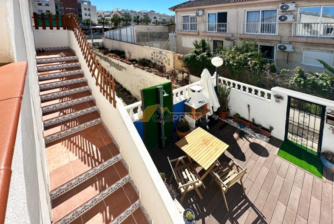 PRZYTULNY BUNGALOW Z PRYWATNYM OGRODEM I TARASEM W CABO ROIG – ORIHUELA COSTA