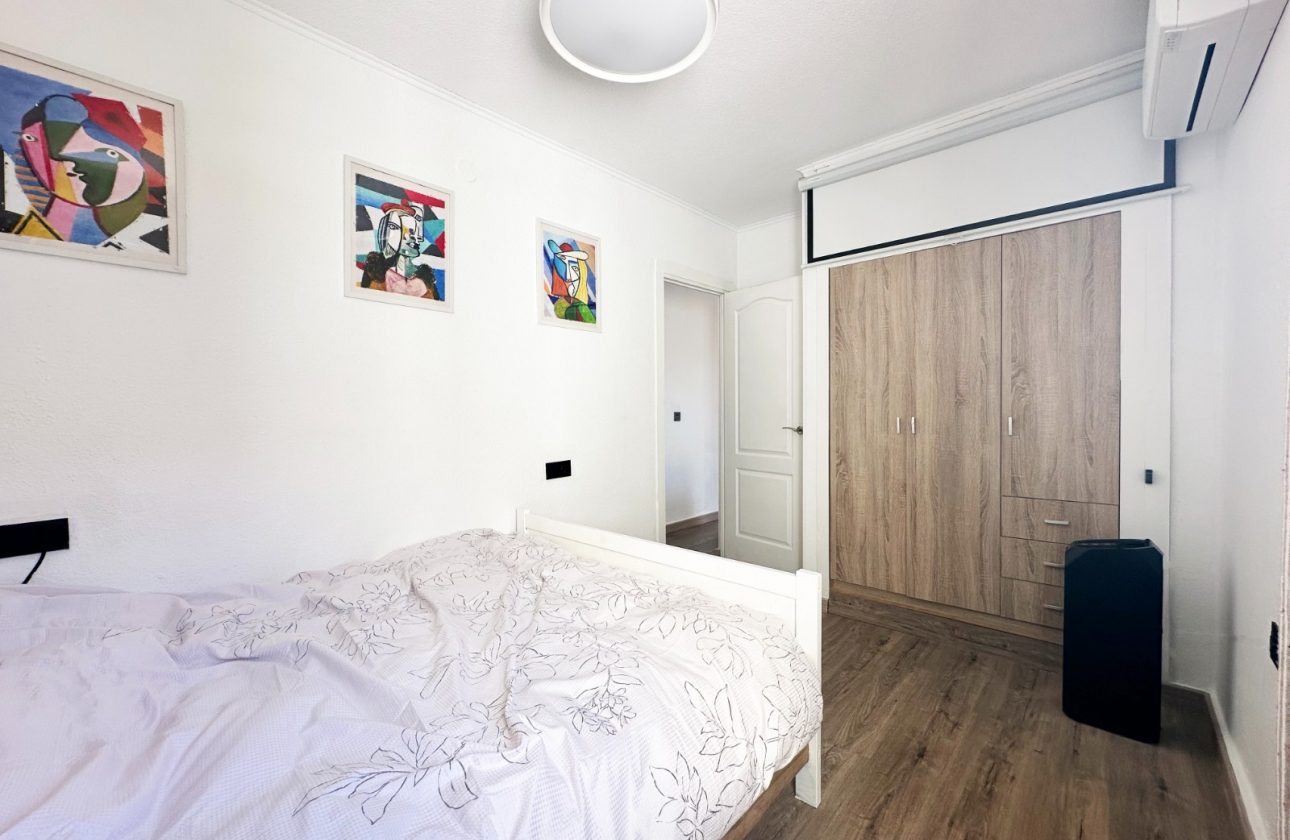 PRZYTULNY BUNGALOW Z PRYWATNYM OGRODEM I TARASEM W CABO ROIG – ORIHUELA COSTA