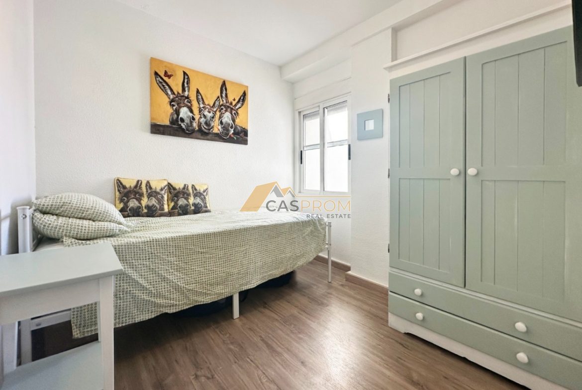 PRZYTULNY BUNGALOW Z PRYWATNYM OGRODEM I TARASEM W CABO ROIG – ORIHUELA COSTA