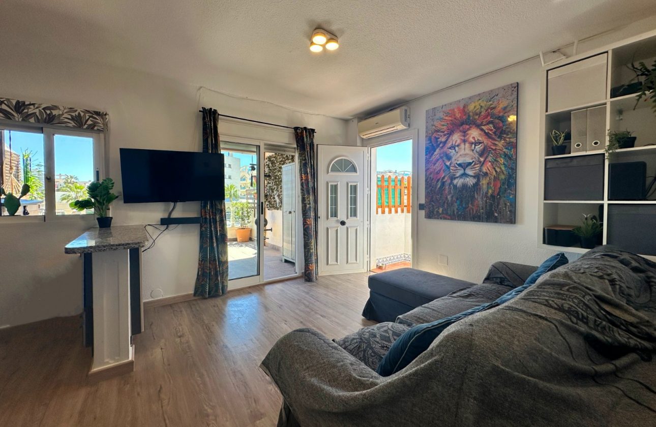 PRZYTULNY BUNGALOW Z PRYWATNYM OGRODEM I TARASEM W CABO ROIG – ORIHUELA COSTA