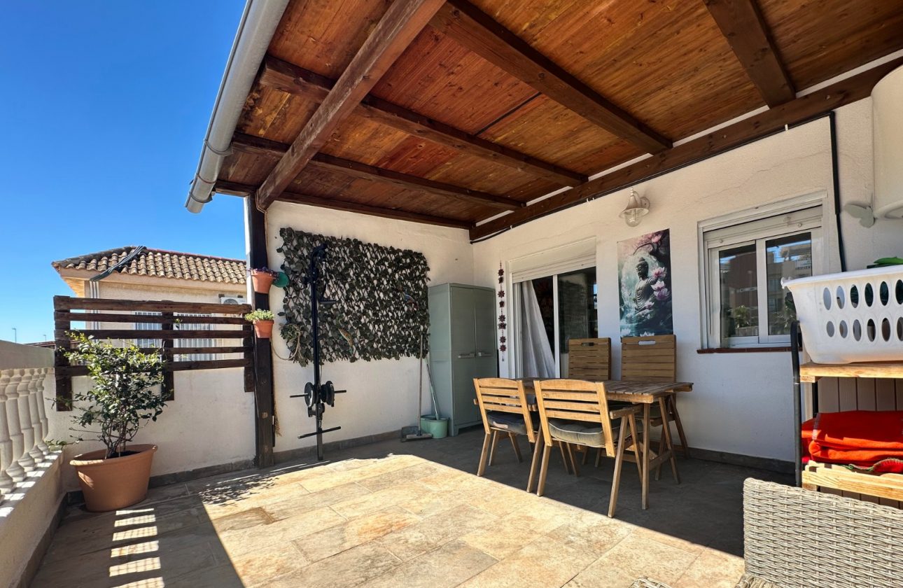 PRZYTULNY BUNGALOW Z PRYWATNYM OGRODEM I TARASEM W CABO ROIG – ORIHUELA COSTA