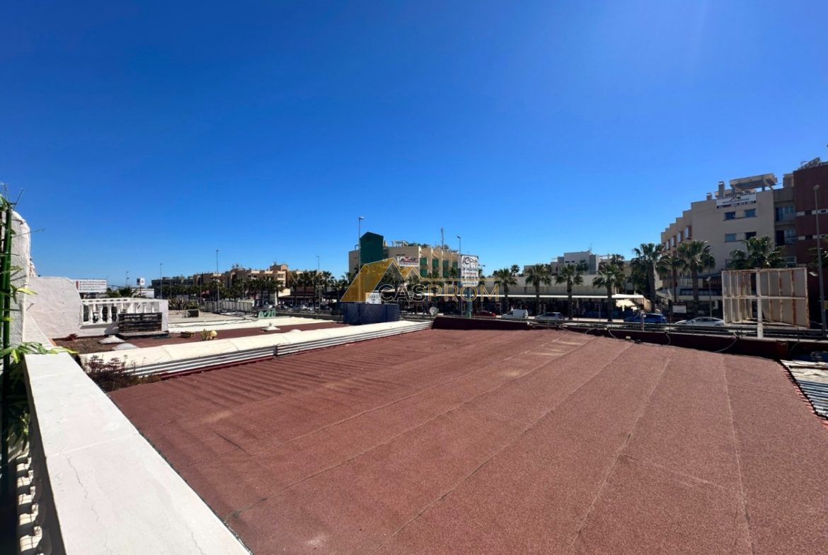 PRZYTULNY BUNGALOW Z PRYWATNYM OGRODEM I TARASEM W CABO ROIG – ORIHUELA COSTA