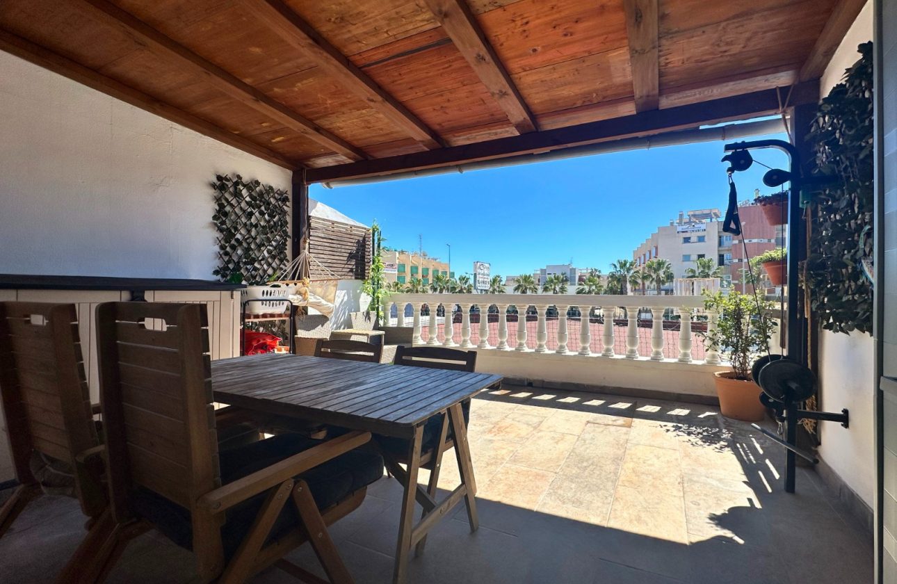 PRZYTULNY BUNGALOW Z PRYWATNYM OGRODEM I TARASEM W CABO ROIG – ORIHUELA COSTA