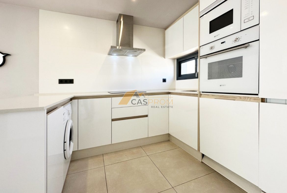 WYJĄTKOWY APARTAMENT Z PRYWATNYM SOLARIUM W EL RASO – GUARDAMAR DEL SEGURA