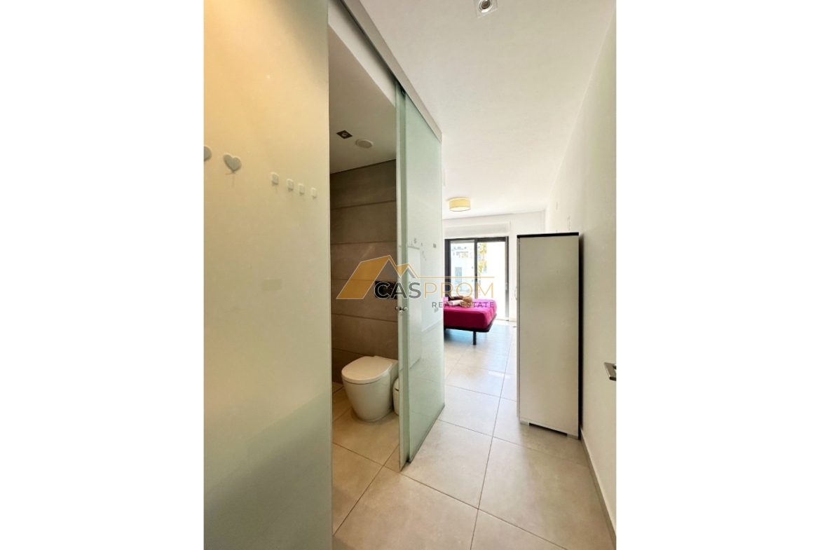 WYJĄTKOWY APARTAMENT Z PRYWATNYM SOLARIUM W EL RASO – GUARDAMAR DEL SEGURA