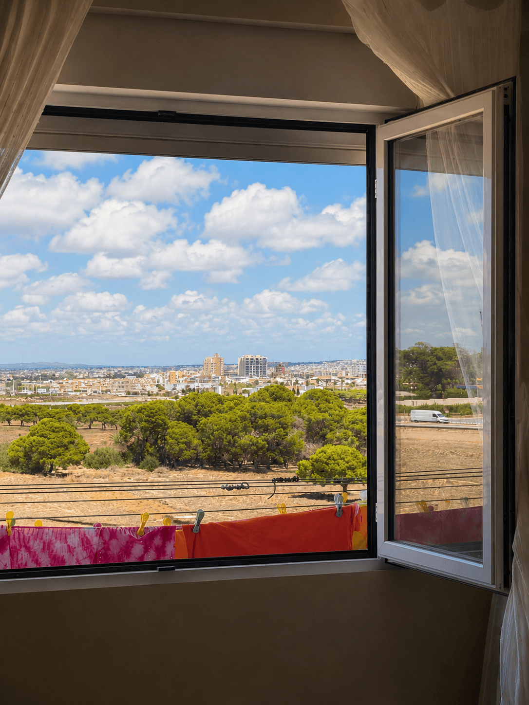 APARTAMENT Z WIDOKIEM NA MORZE W ZADBANYM KOMPLEKSIE MIESZKANIOWYM W PUNTA PRIMA