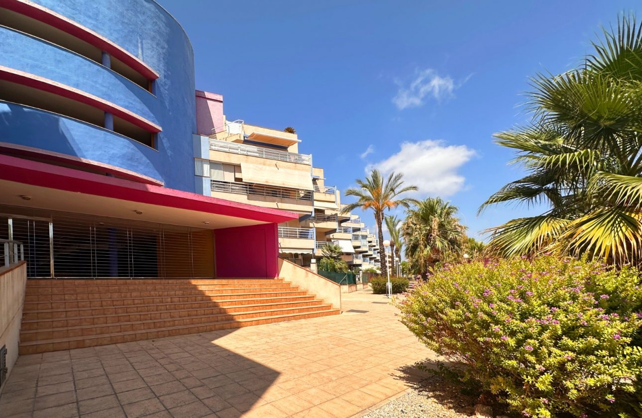 156112_lg APARTAMENT NA PARTERZE Z PRYWATNĄ PRZESTRZENIĄ ZEWNĘTRZNĄ, 500 M OD MORZA W AGUAMARINA, CABO ROIG