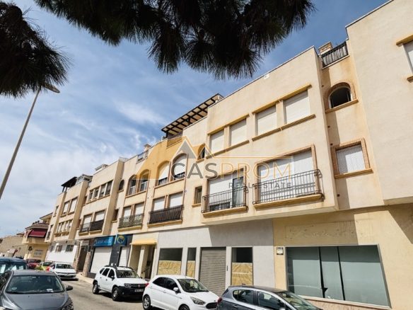 ELEGANCKI APARTAMENT W CENTRUM PILAR DE LA HORADADA