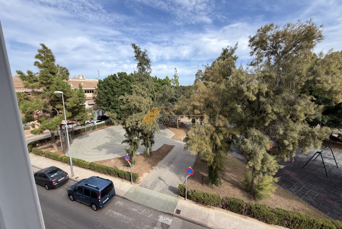 ELEGANCKI APARTAMENT W CENTRUM PILAR DE LA HORADADA