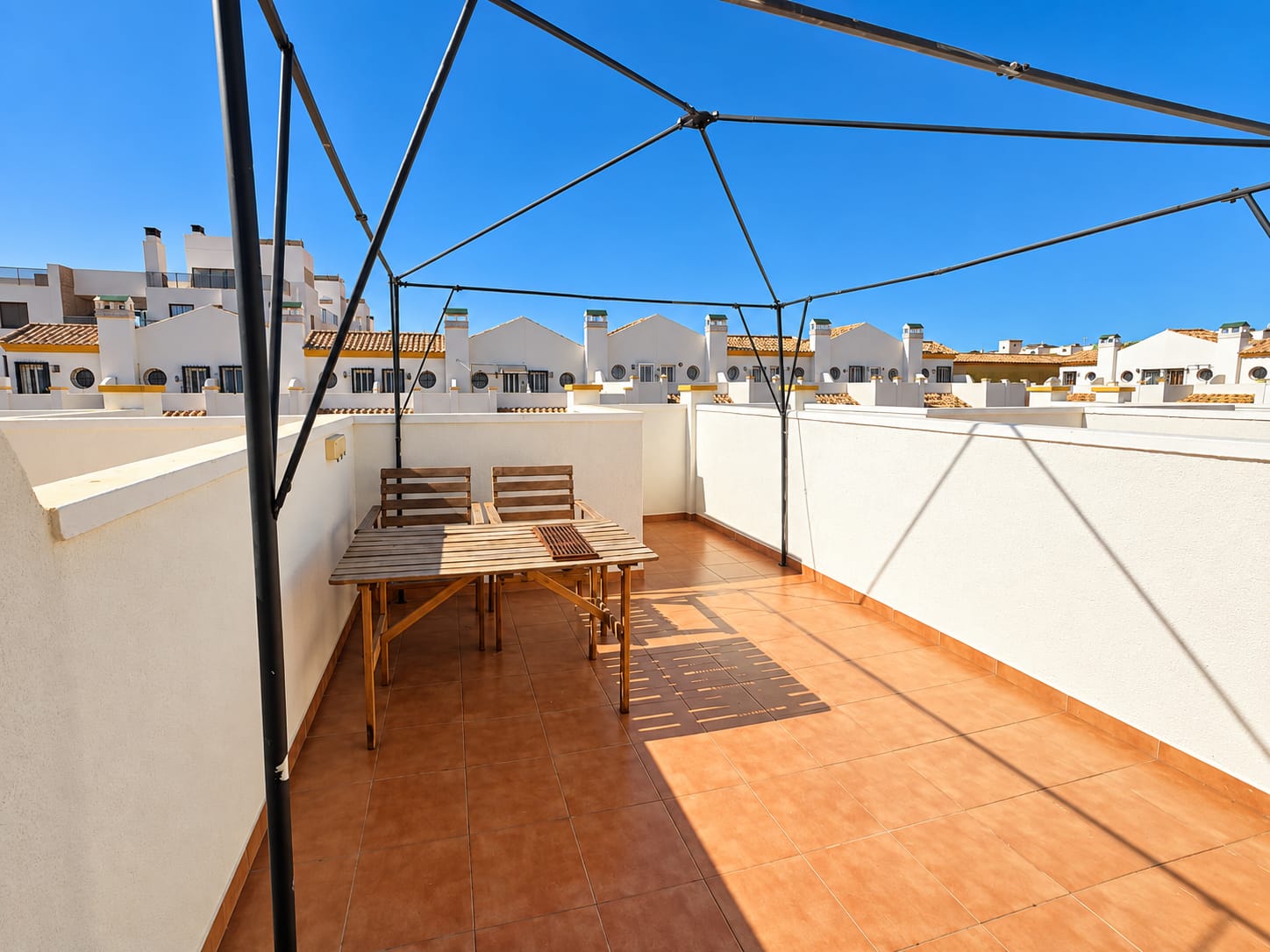 PRZYTULNY DOM SZEREGOWY Z WIDOKIEM NA MORZE W CABO ROIG