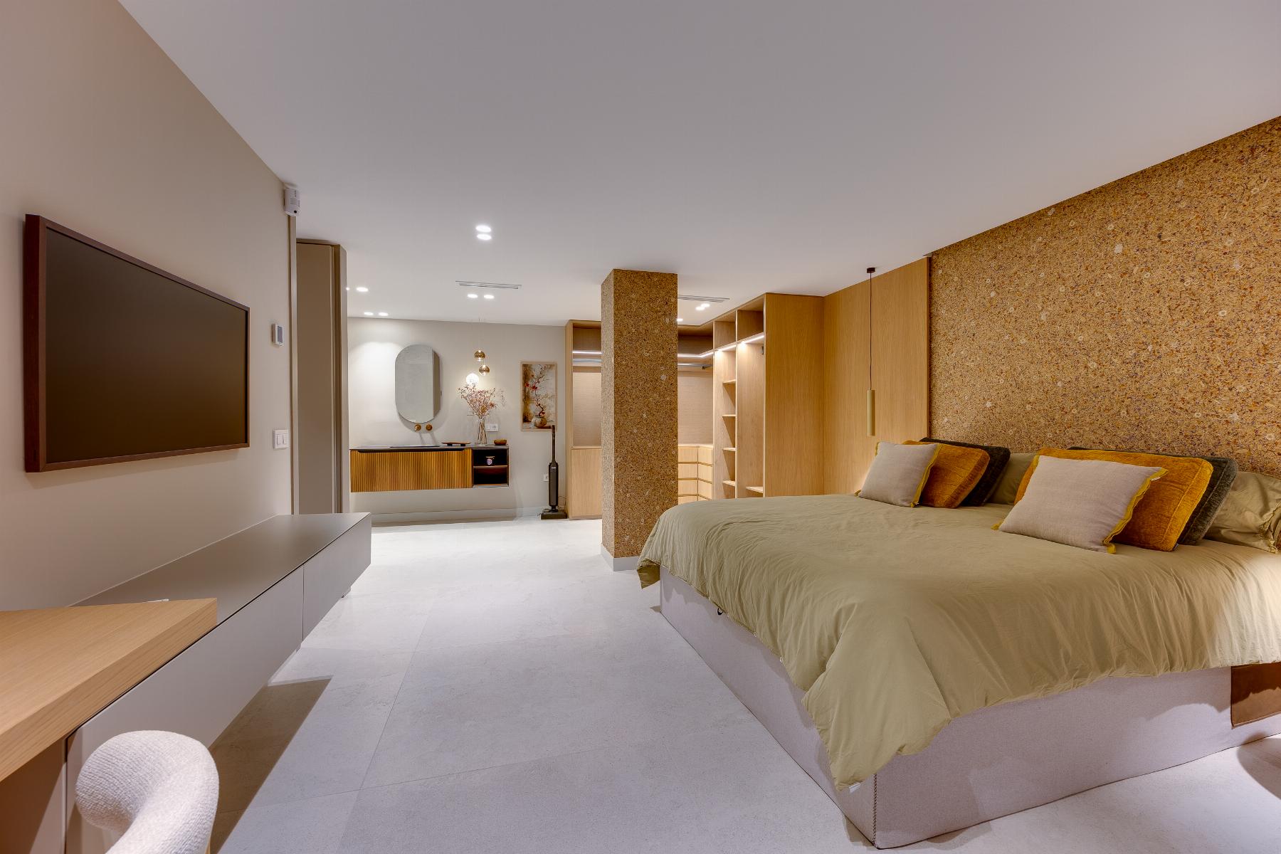 ODNOWIONY APARTAMENT PRZY PLAŻY Z WIDOKIEM NA MORZE W TORREVIEJA ACEQUION